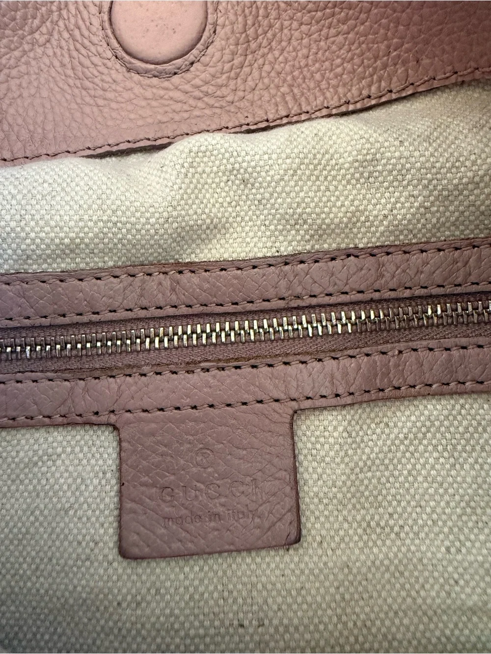 Gucci classic gg